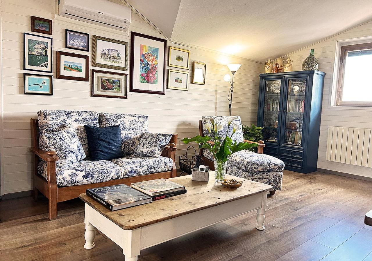 Apartmán La Mansardina Venegono Superiore Exteriér fotografie