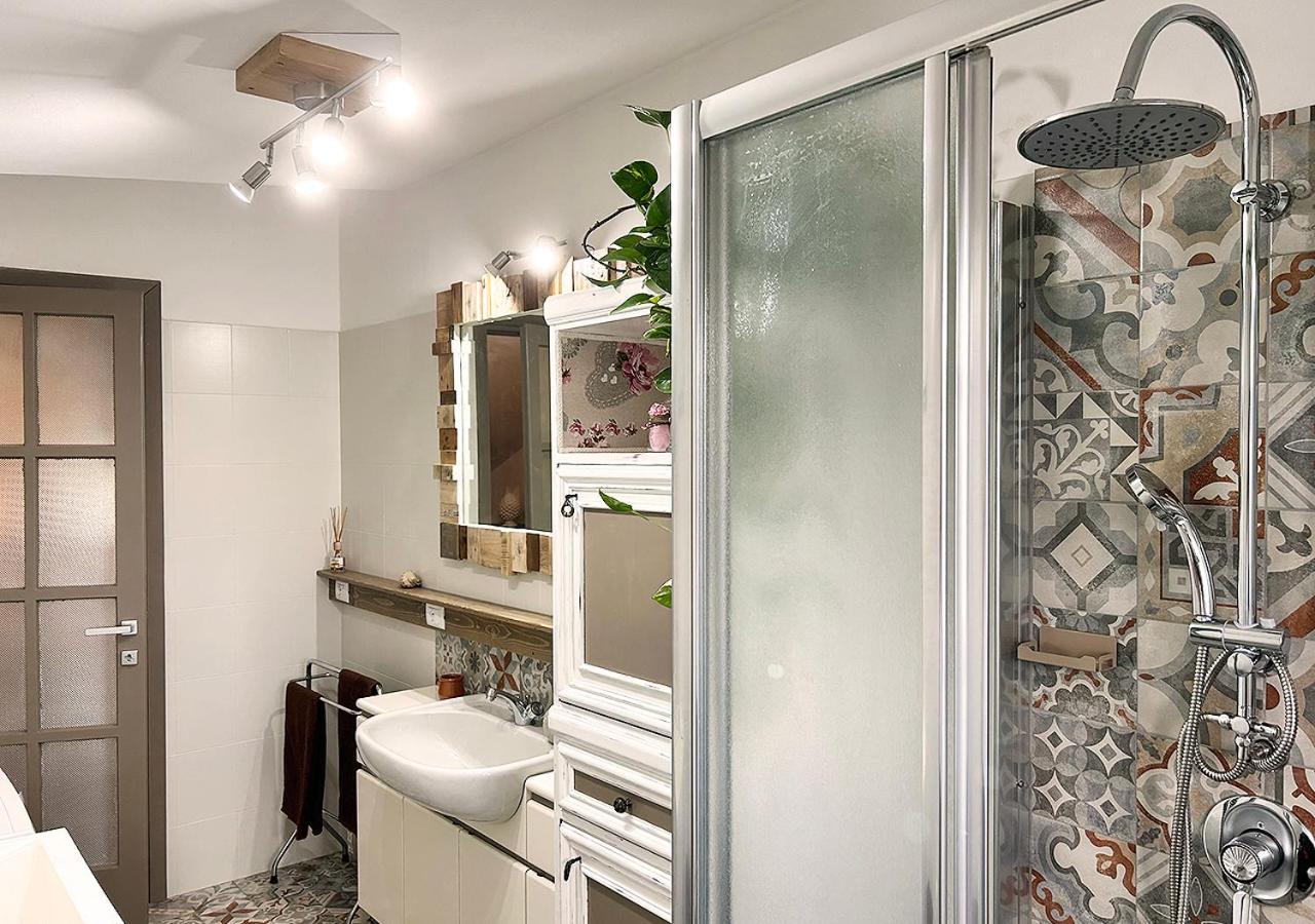 Apartmán La Mansardina Venegono Superiore Exteriér fotografie