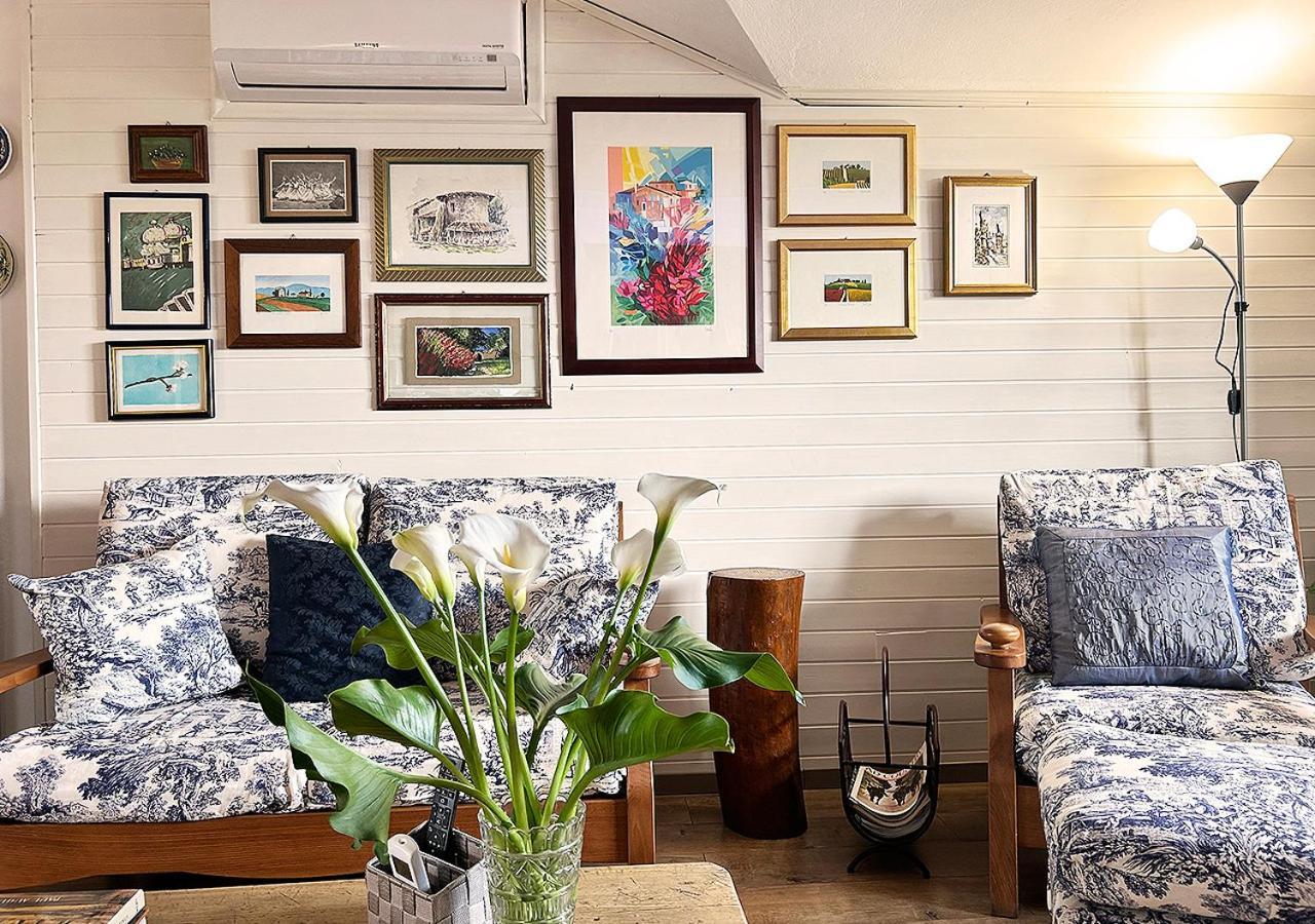 Apartmán La Mansardina Venegono Superiore Exteriér fotografie