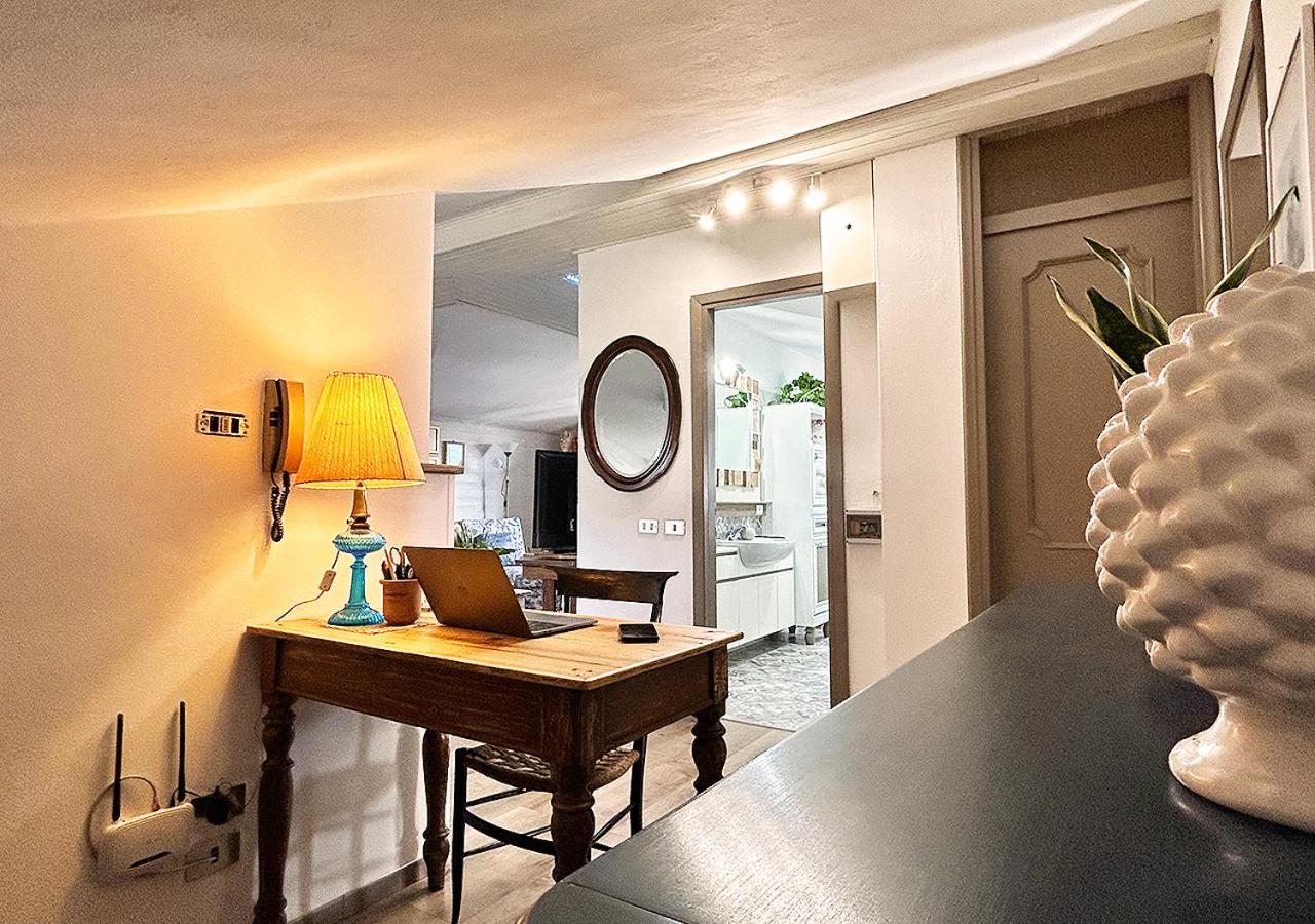 Apartmán La Mansardina Venegono Superiore Exteriér fotografie