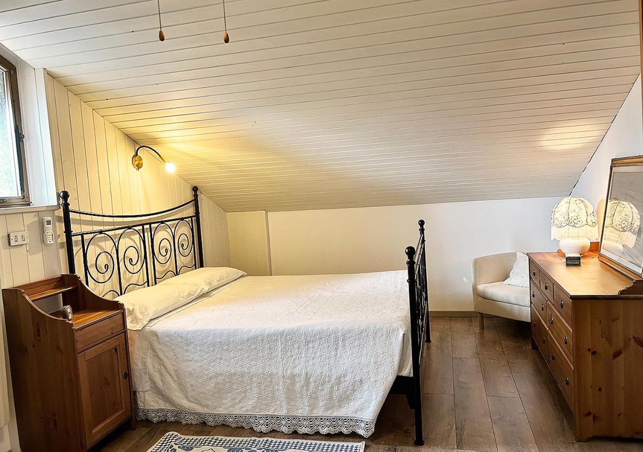 Apartmán La Mansardina Venegono Superiore Exteriér fotografie