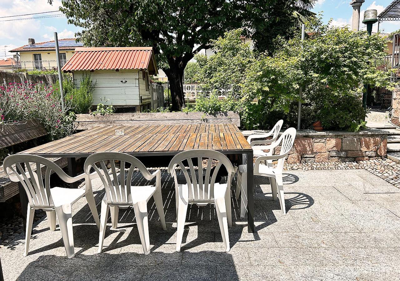 Apartmán La Mansardina Venegono Superiore Exteriér fotografie