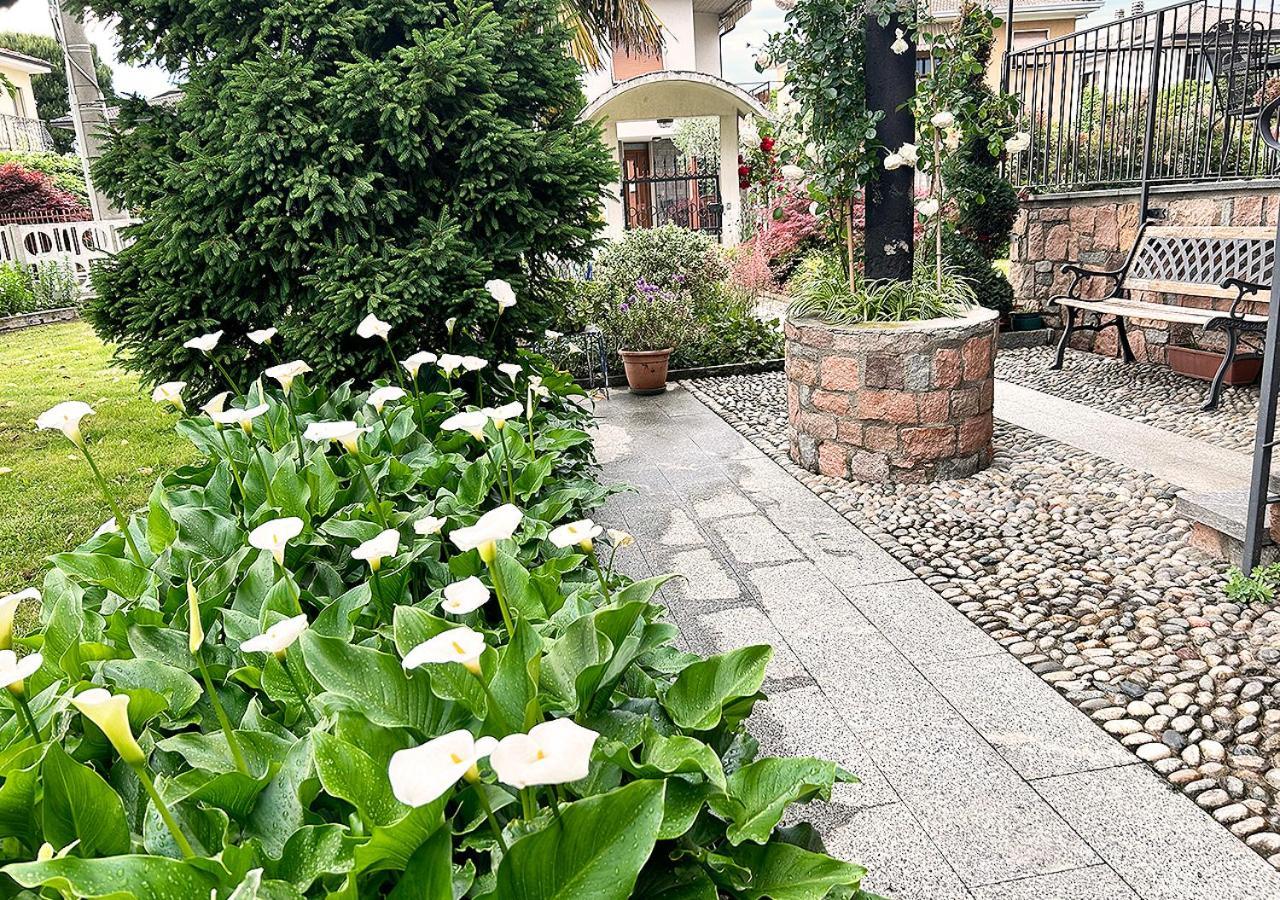 Apartmán La Mansardina Venegono Superiore Exteriér fotografie